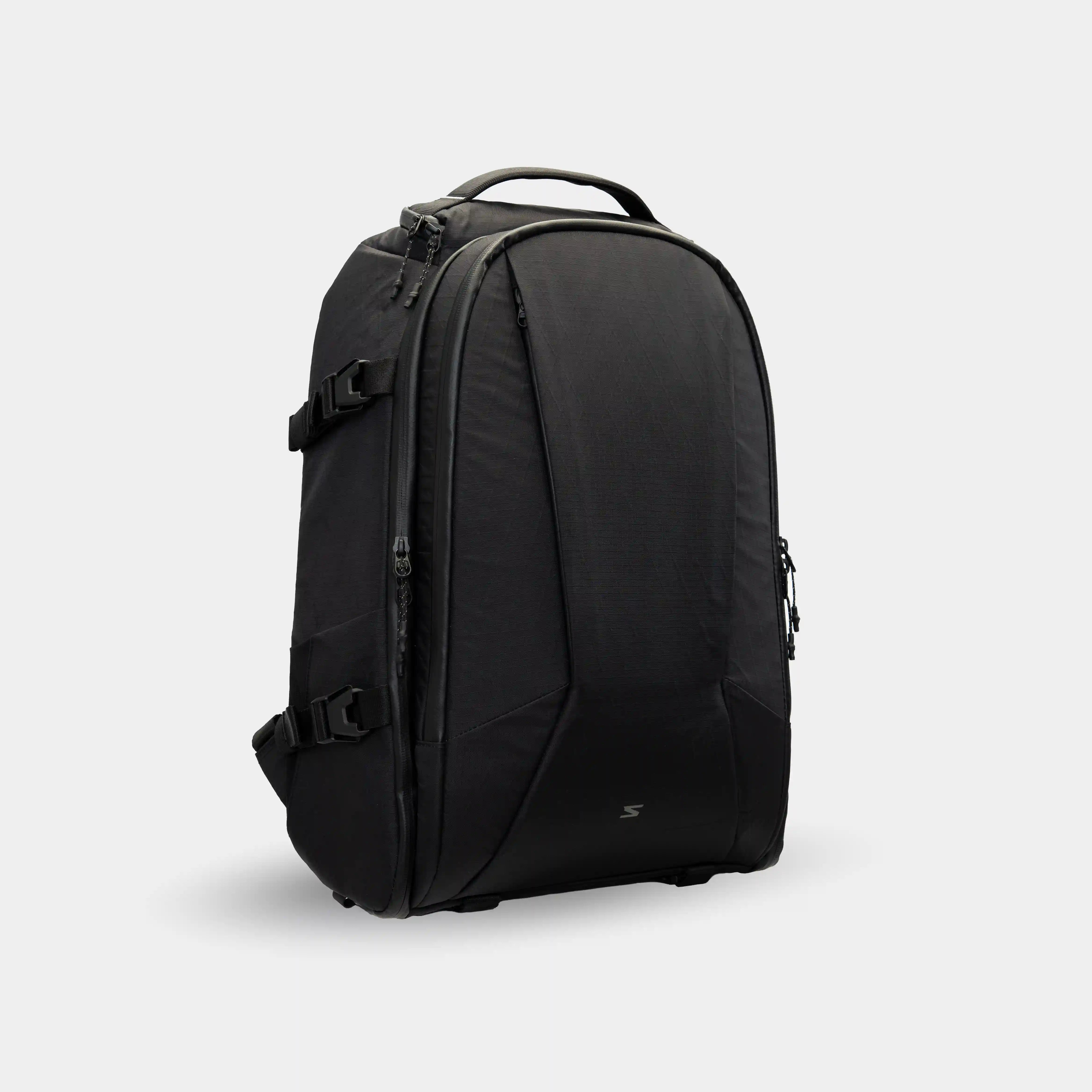 Sakk Gear Everyday Slimpak 28L Camera Backpack Sakk Gear Everyday Slimpak 28L Camera Backpack