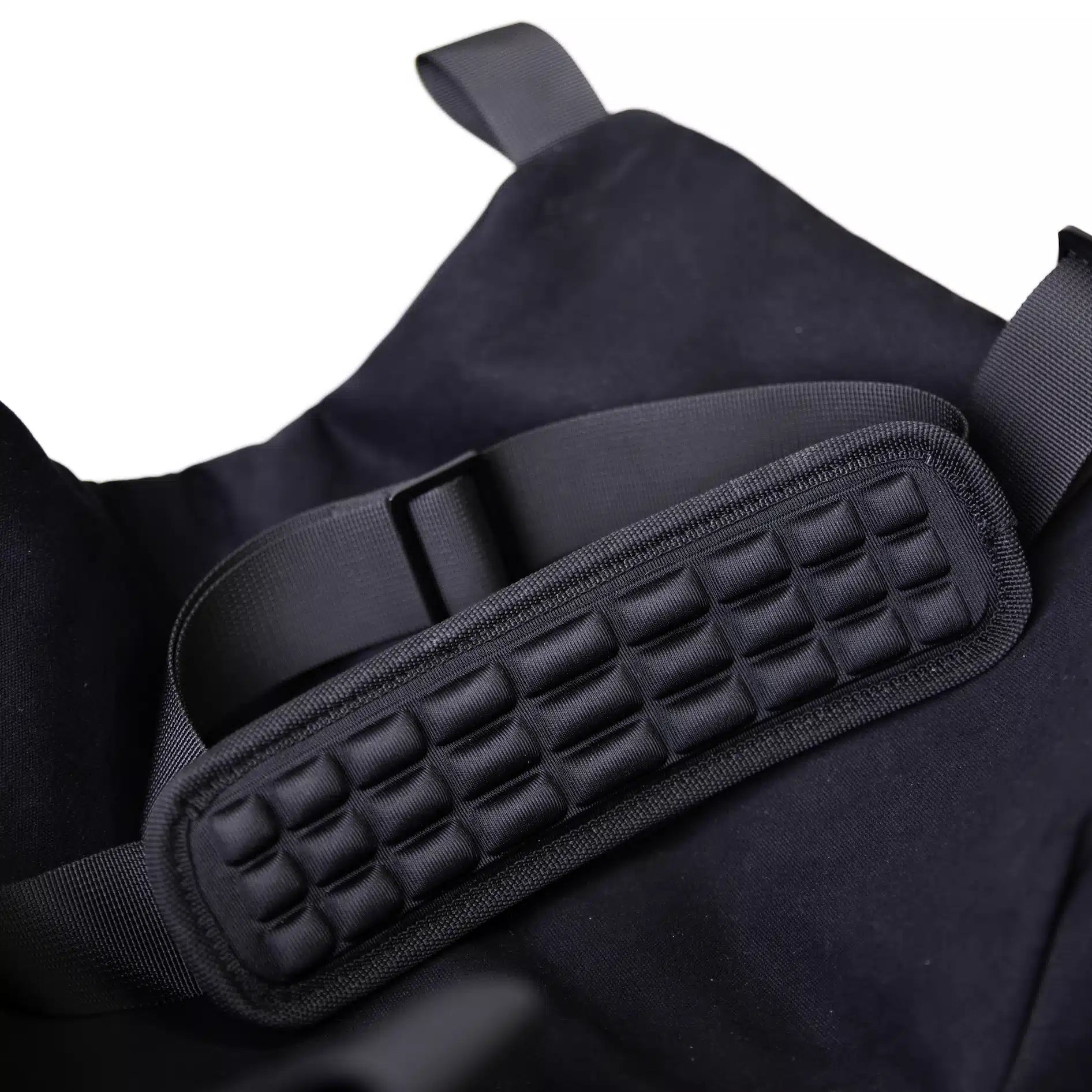 Padded strap, shoot for hours without back strain.