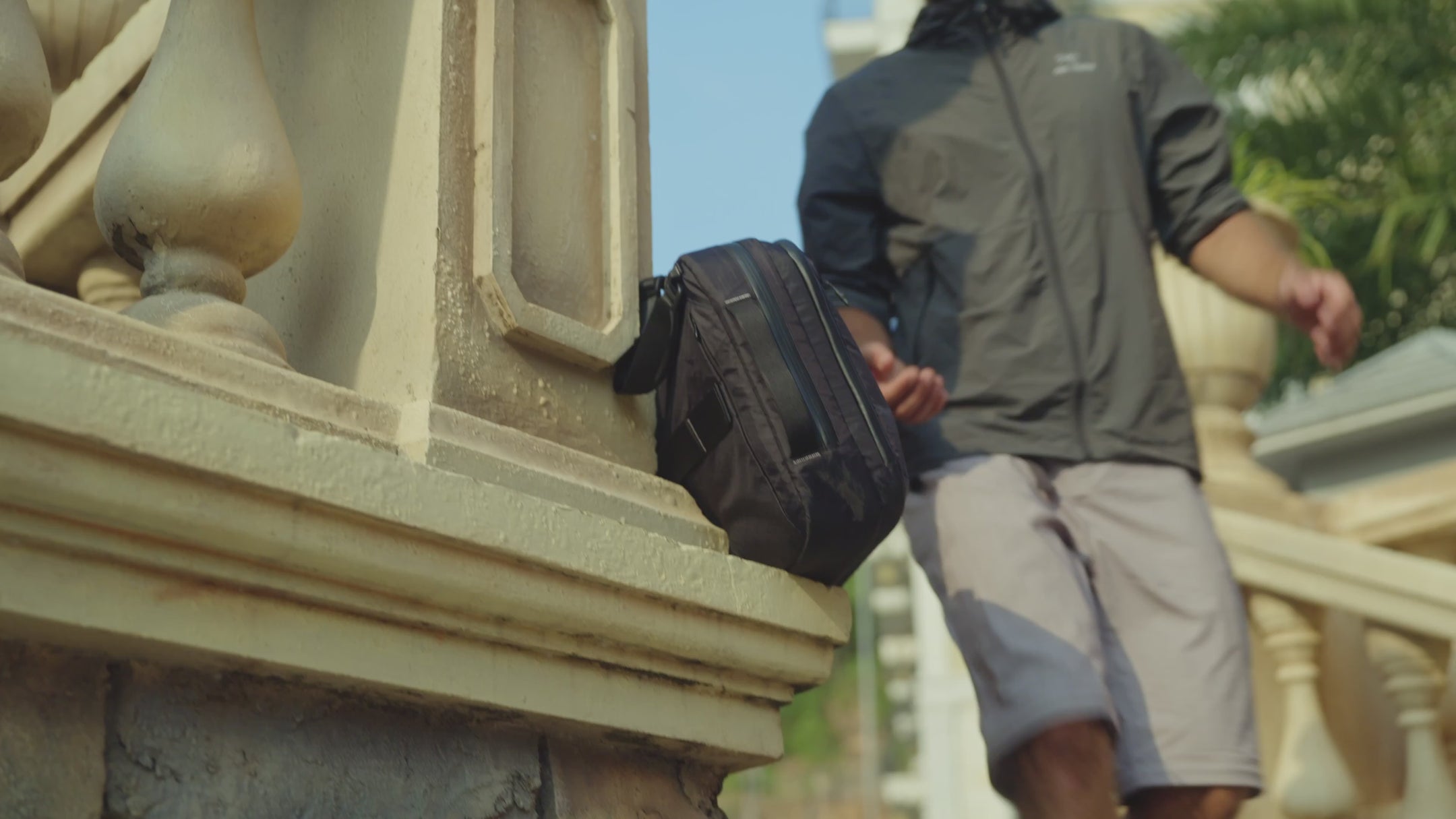 3 in a laptop bag convertible to backpack and hand held